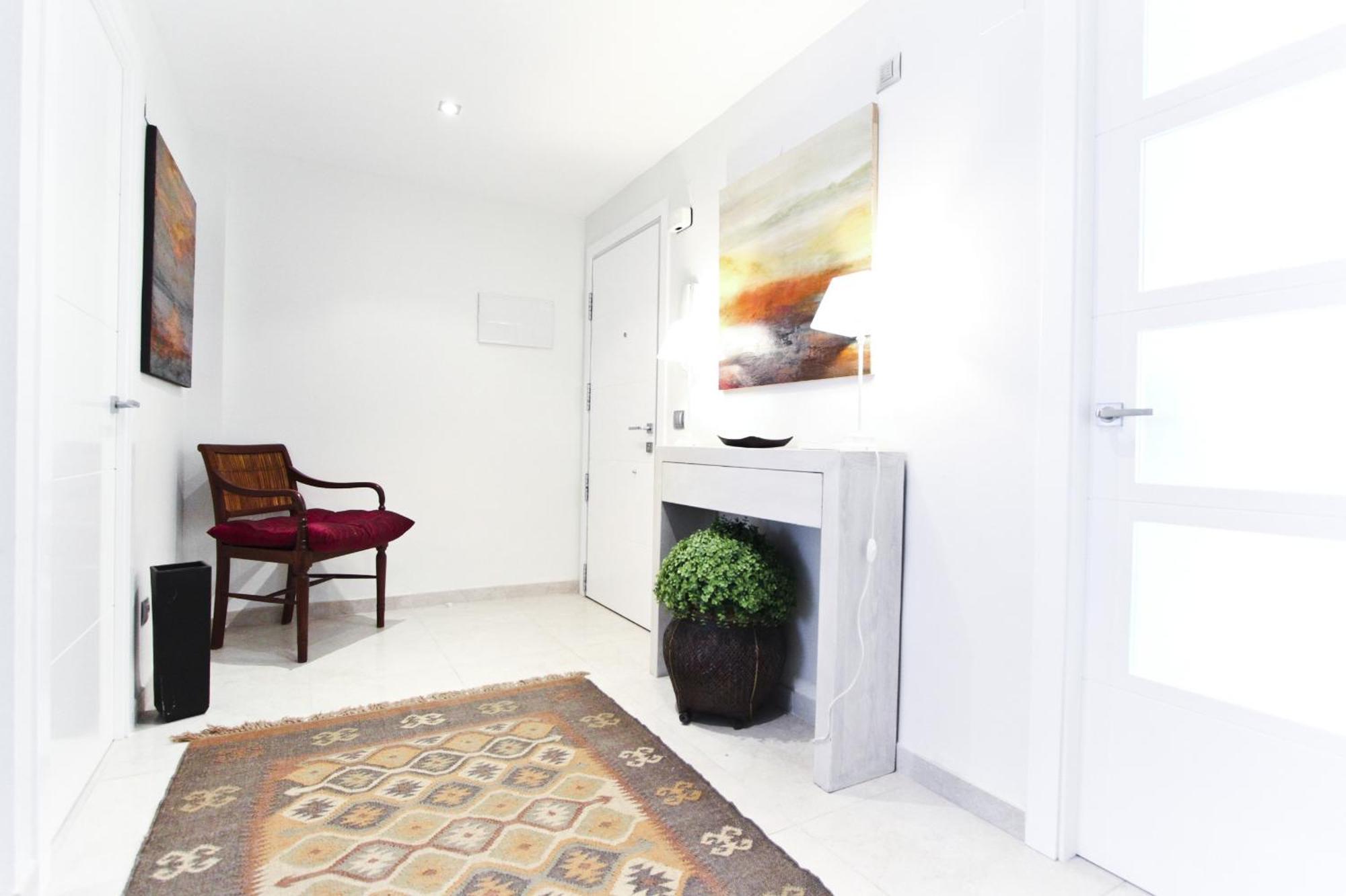 New Maria Anagabu Planet Costa Dorada Apartment ซาลอว์ ภายนอก รูปภาพ