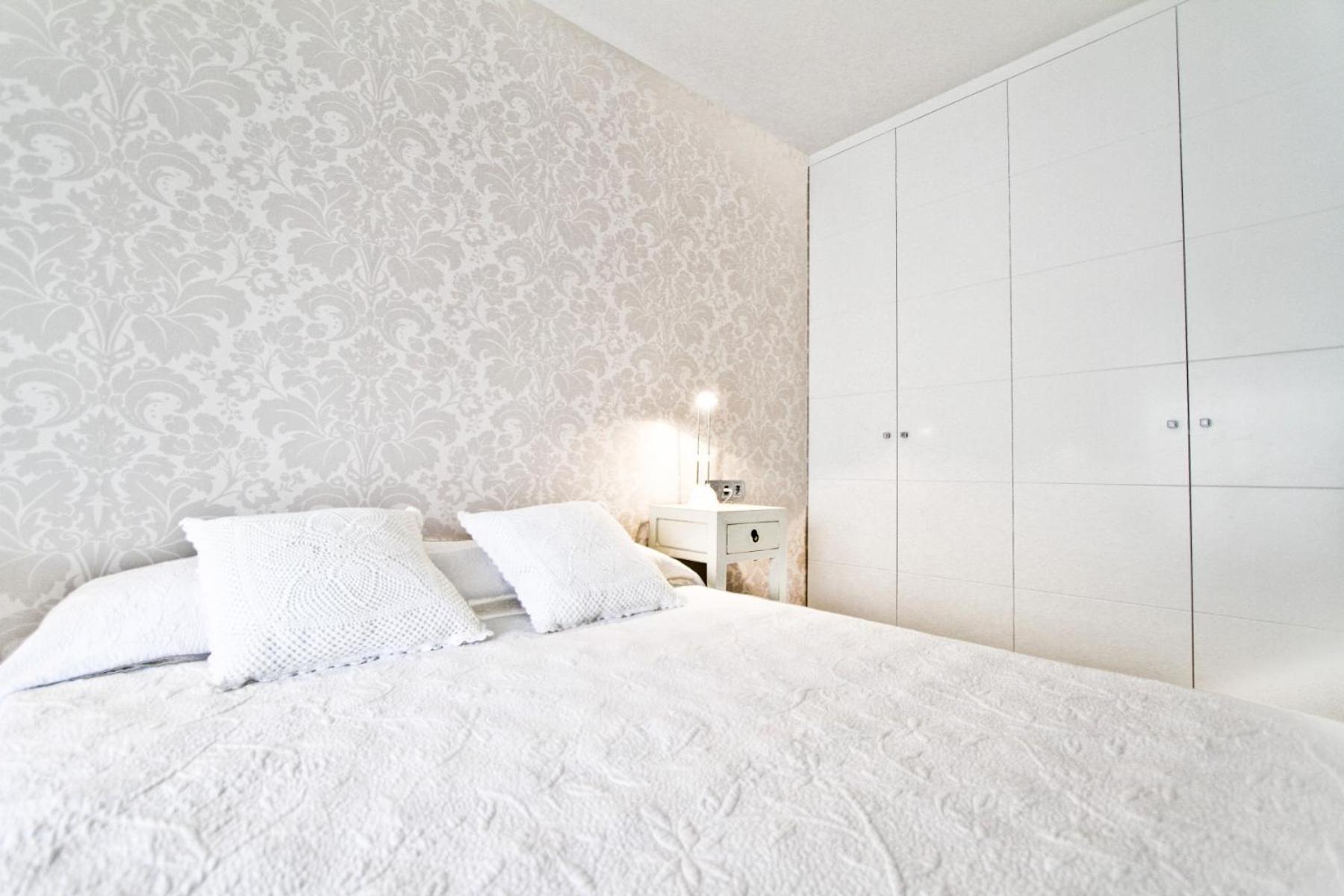 New Maria Anagabu Planet Costa Dorada Apartment ซาลอว์ ภายนอก รูปภาพ