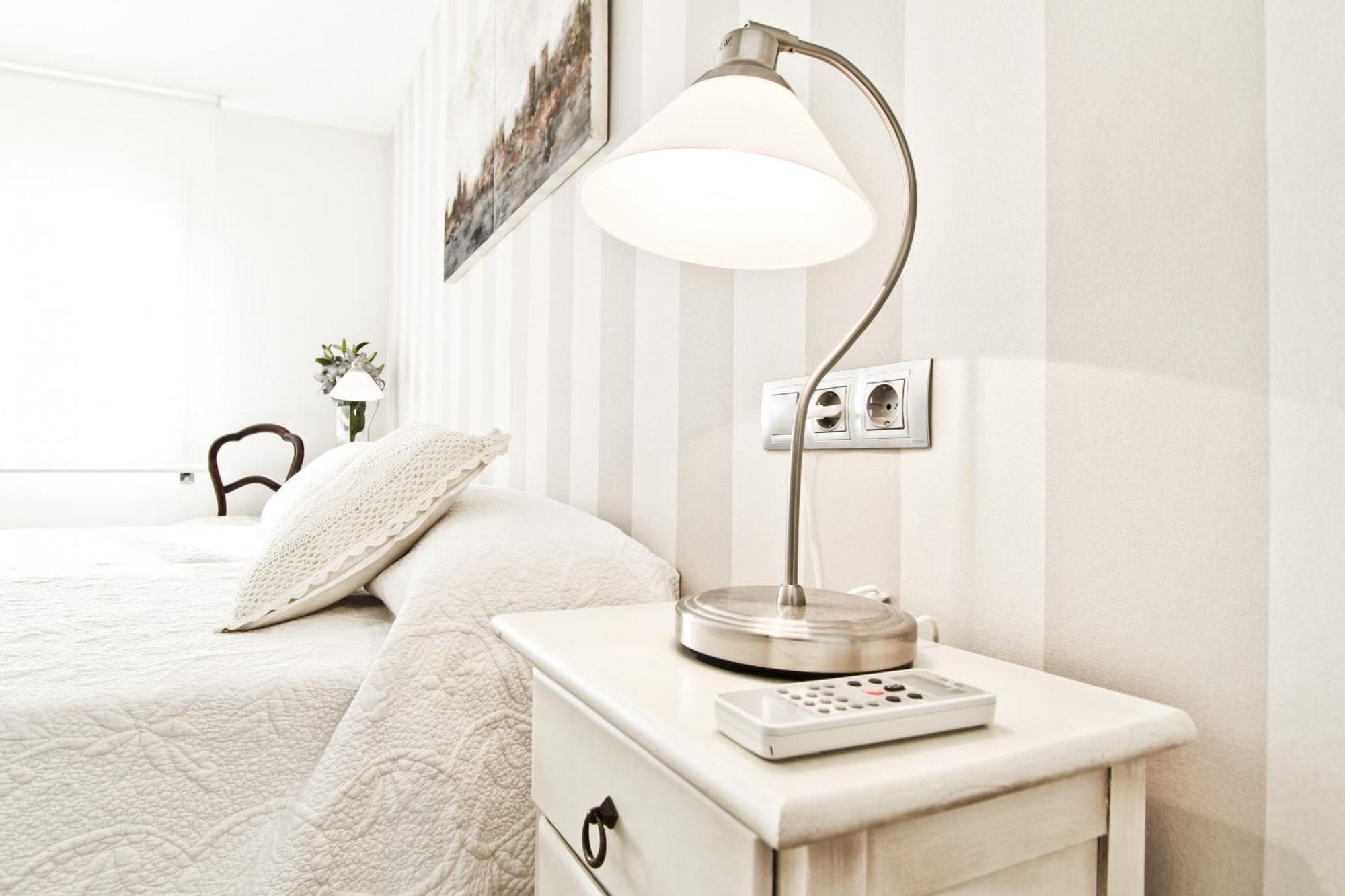 New Maria Anagabu Planet Costa Dorada Apartment ซาลอว์ ภายนอก รูปภาพ